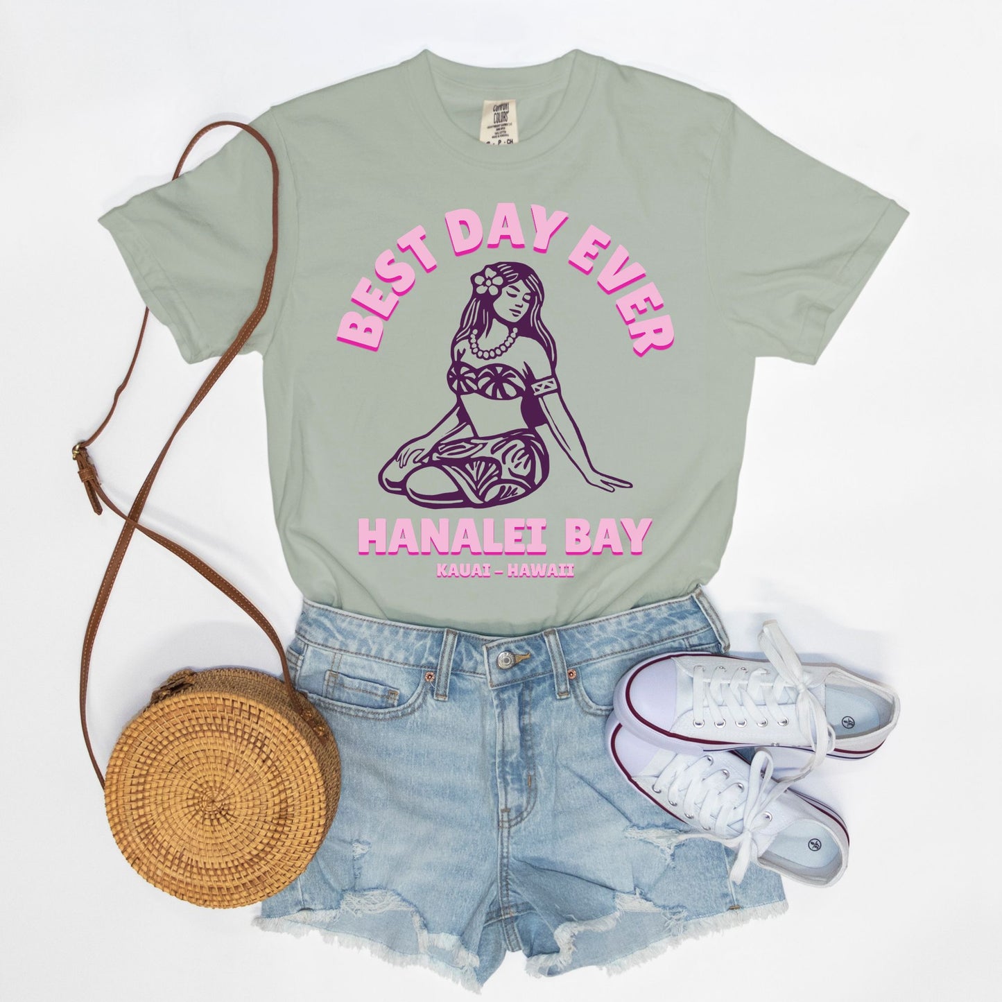Limited edition Pink - Best Day Ever Logo Girl - Hanalei Bay - Cotton T Shirt - Sage